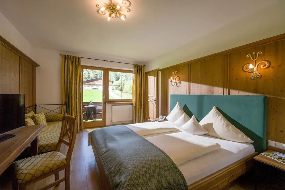 Hotel Haflingerhof