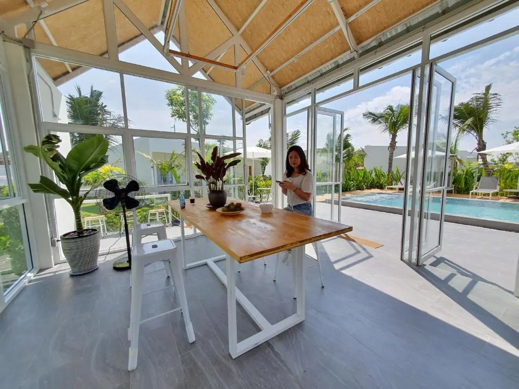 MEET Boutique Resort