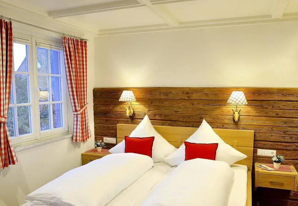 Hotel-Gasthof Adler