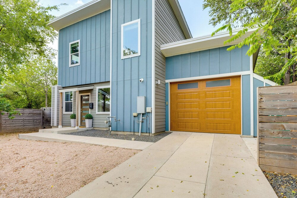 6 Mi to Dtwn: Austin Escape w/ Private Yard