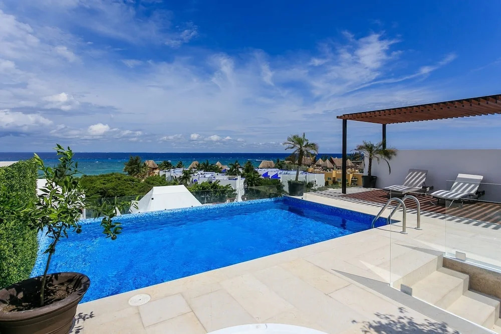 Menesse-2 Bedroom+Steps To The Ocean+Internet