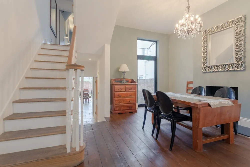 4 Bedroom Victorian House Near Notting Hill