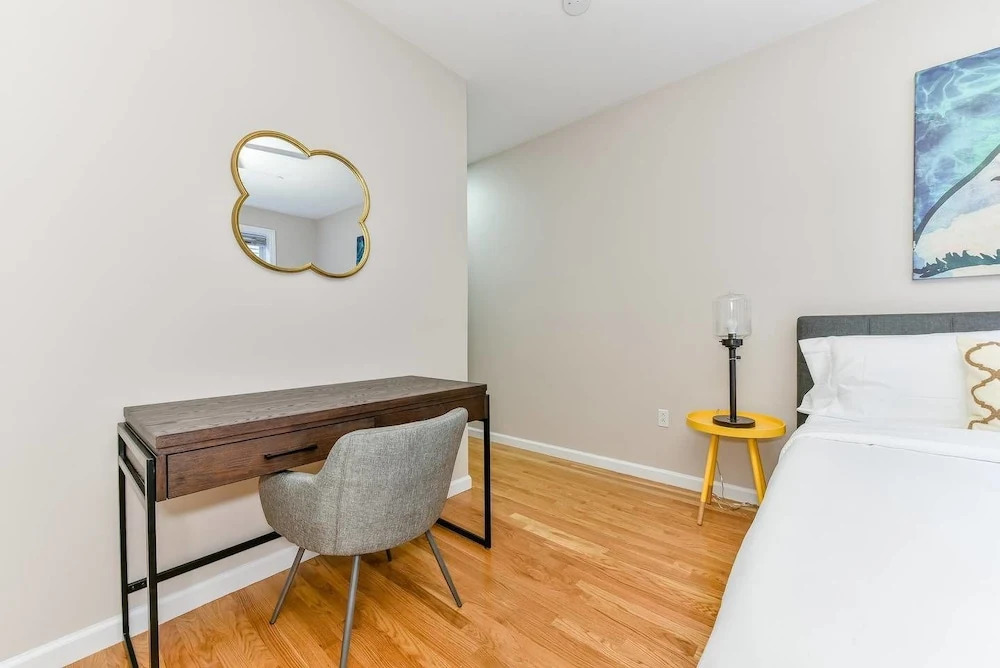 Gorgeous 3br/2ba Apt on Freedom Trail by Domio