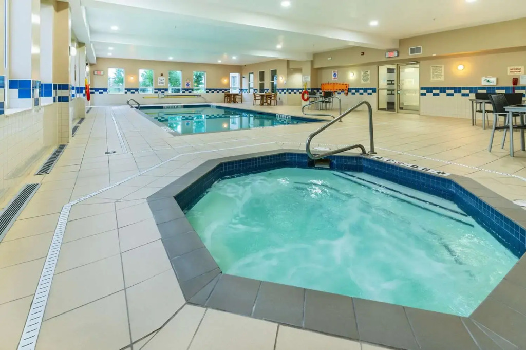 Comfort Inn & Suites