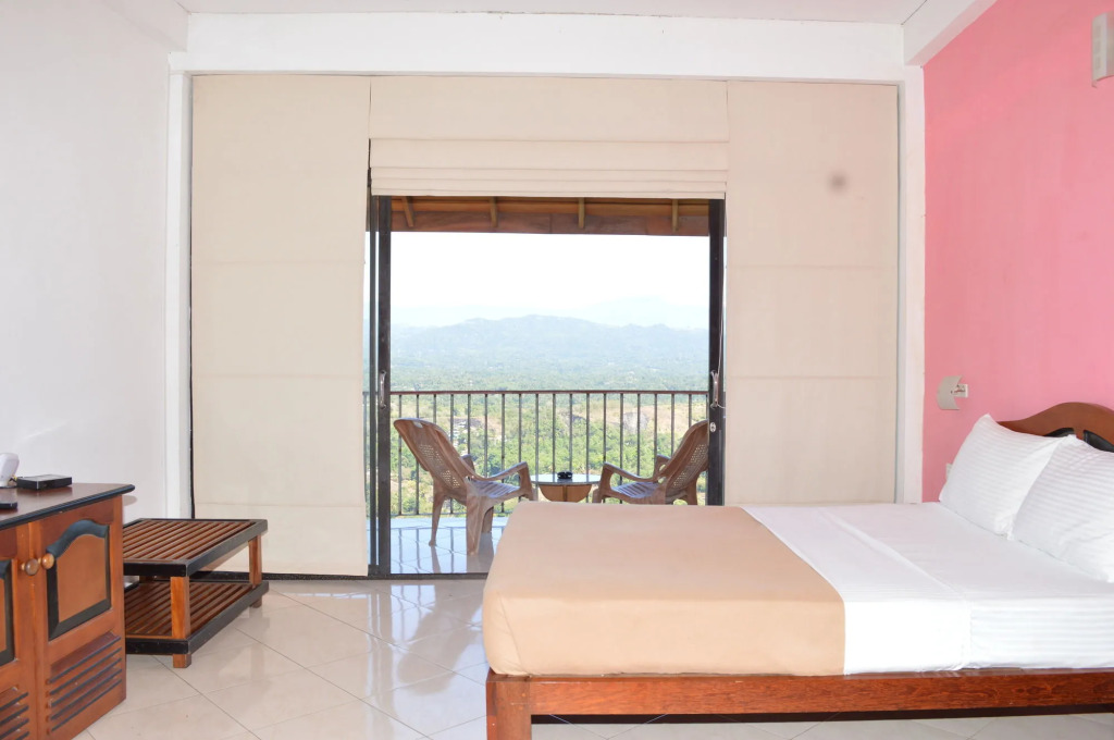 Ceyloni Panorama Resort