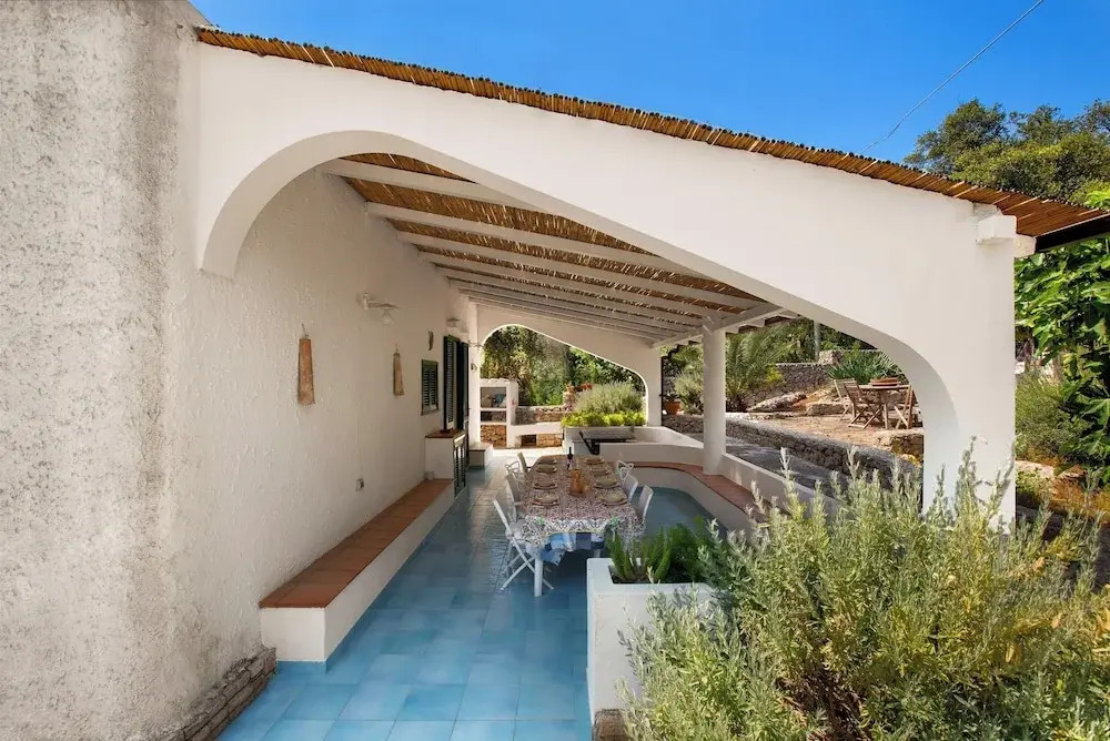 Villa Scarnera by BarbarHouse