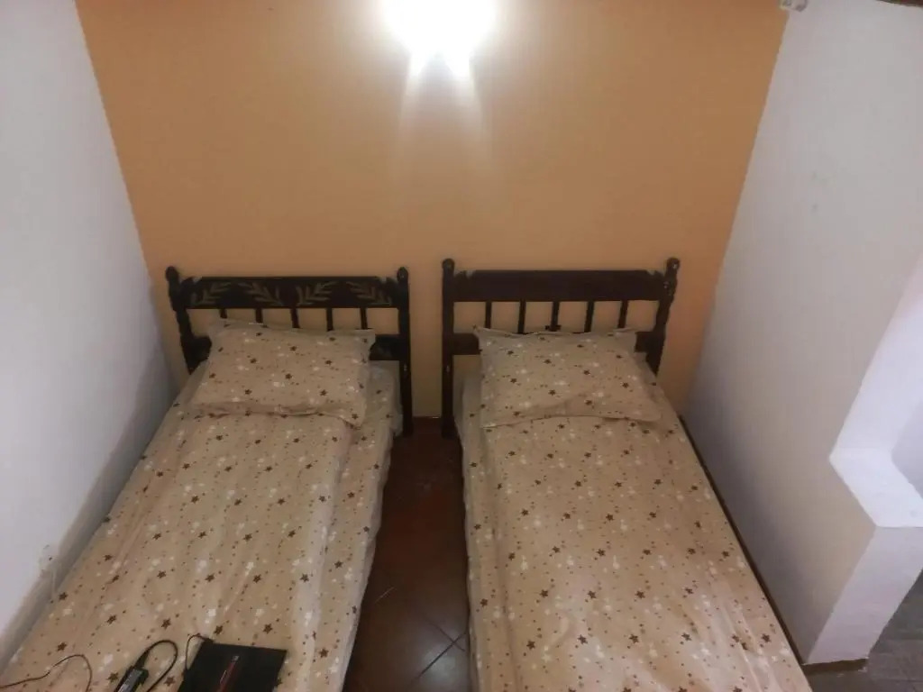 Double room with private bathroom by OSTERIA CONSTANTINO