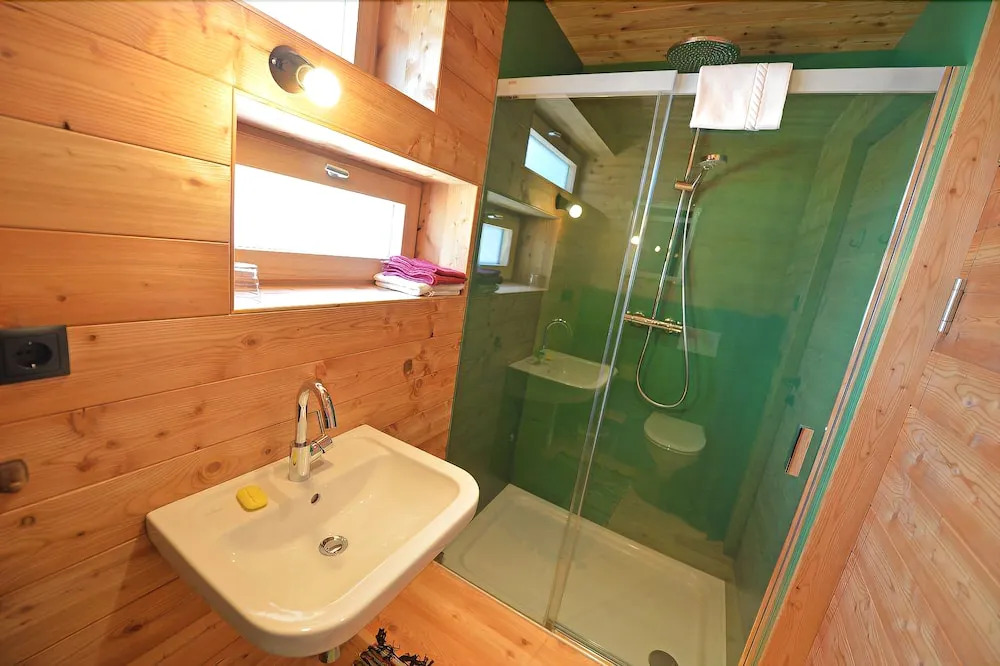 Apartment 4 Holiday - Design Lodge The Cube