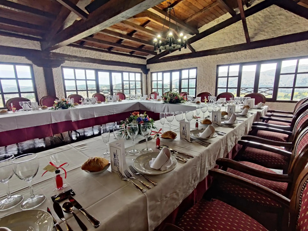 Hotel Leonor Mirón