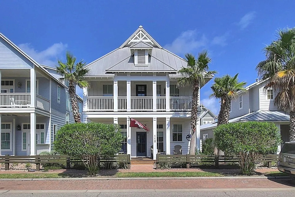 Southern Palms 119 ST