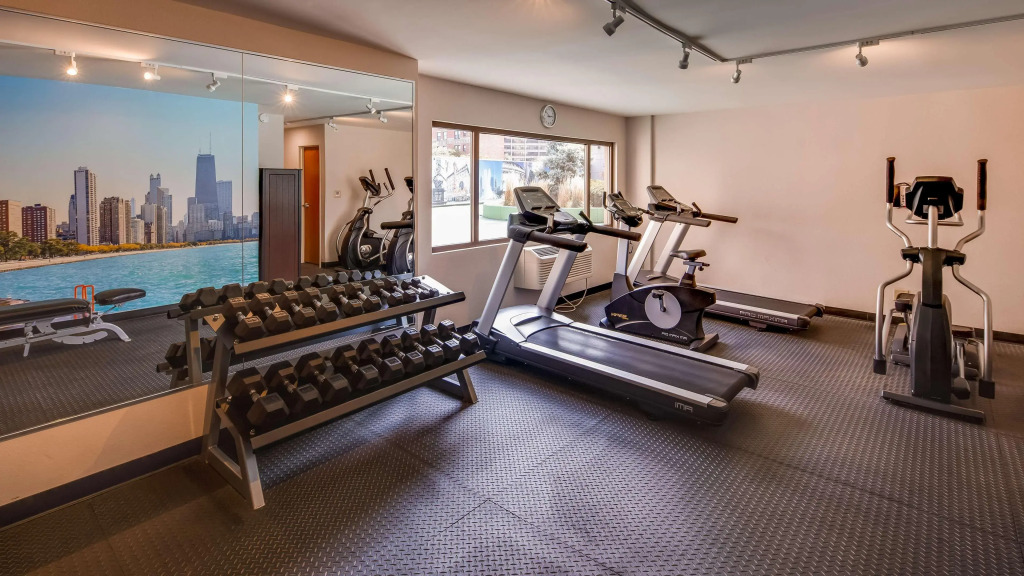 La Quinta Inn & Suites by Wyndham Chicago - Lake Shore