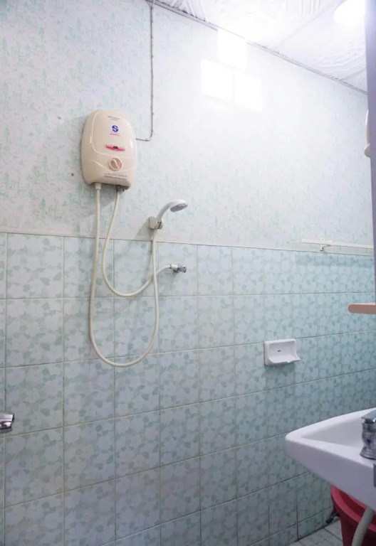 Three J Guesthouse