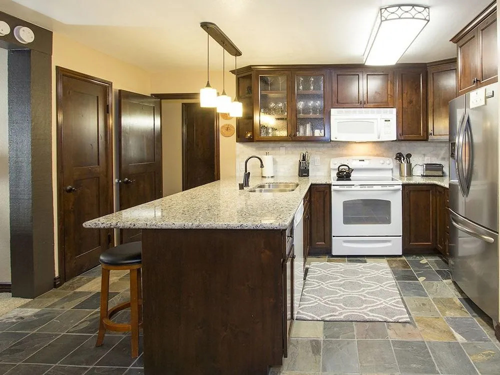 St Anton Condos # 9 1 Bedroom 1 Bathroom Home