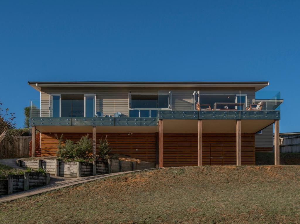 Ohuka Lookout - Whitianga Holiday Home