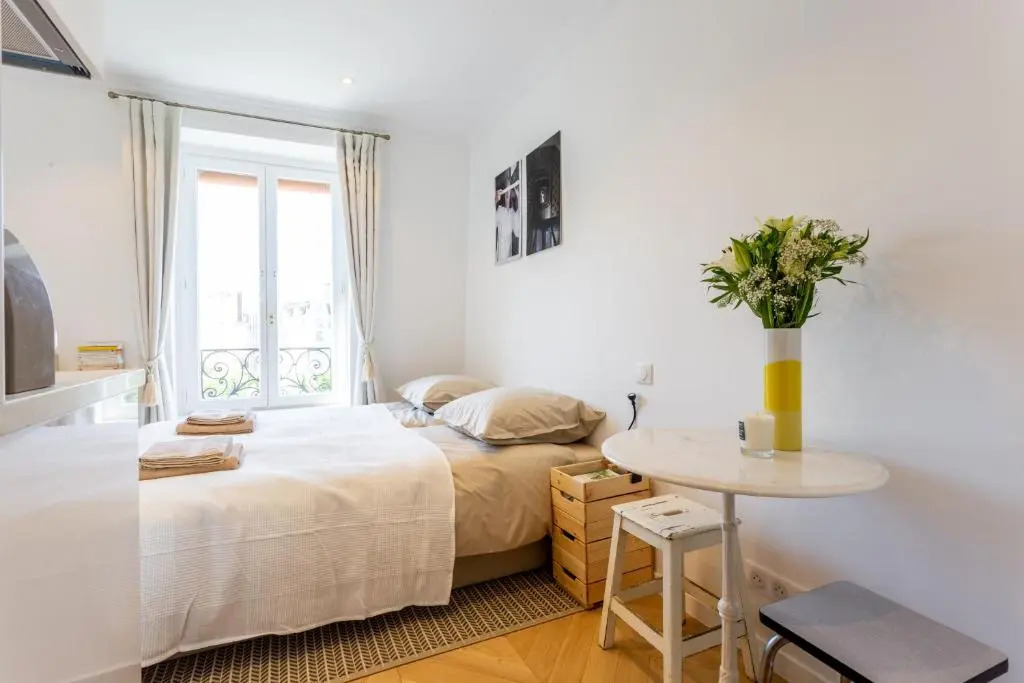 Cozy Studio with Amazing View (Adults Only)