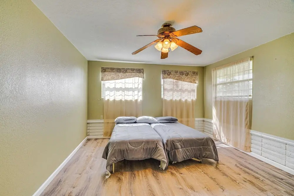 4 Mi to Ponce De Leon Park: Punta Gorda Home