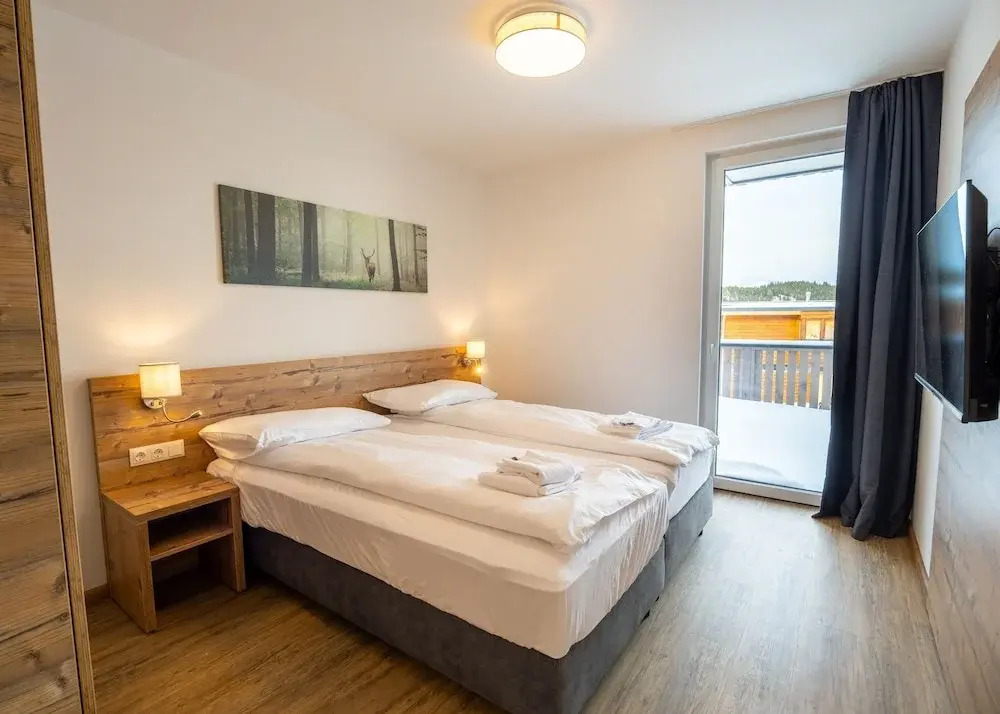 Spacious Apartment With Terrace for 8 Guests
