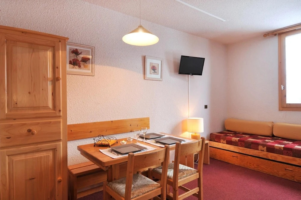 Belle Plagne Studio on the Slopes for 3/4 People of 22 mÂ² Am111