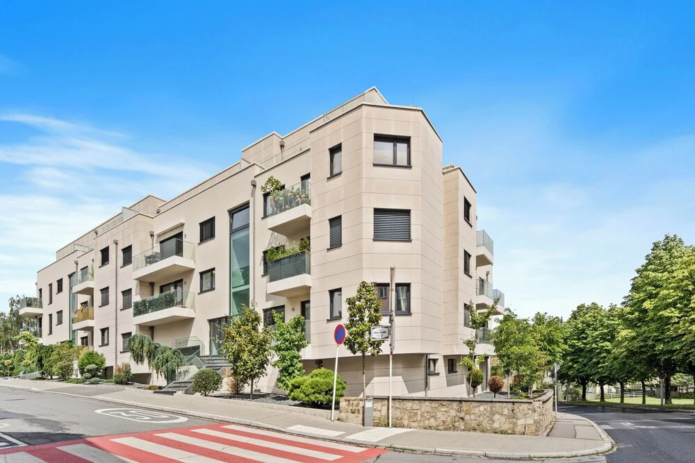 Stylish Apt Bouneweg-Süd Book Now ID225