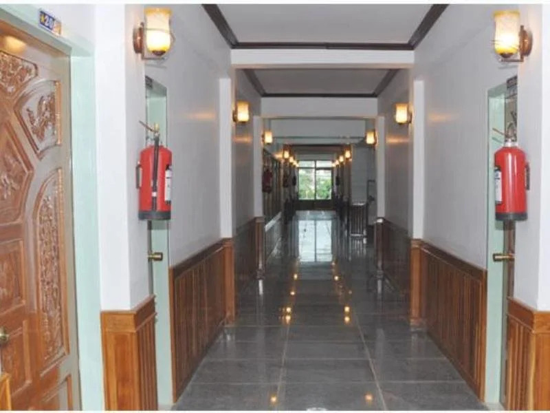 Golden Star Hotel