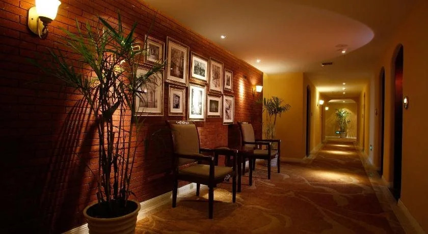 Aoting Garden Hotel