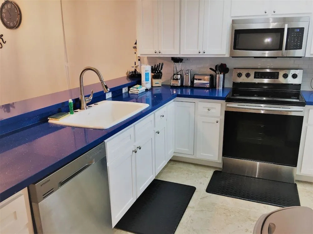 Beachview Condo Unit #214 2 Bedrooms 2 Bathrooms Condo