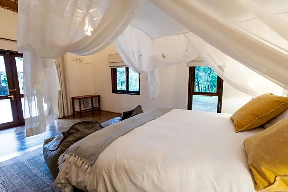 Kingly Bush Villa