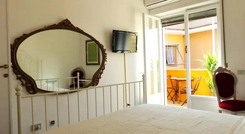Riverside Suite