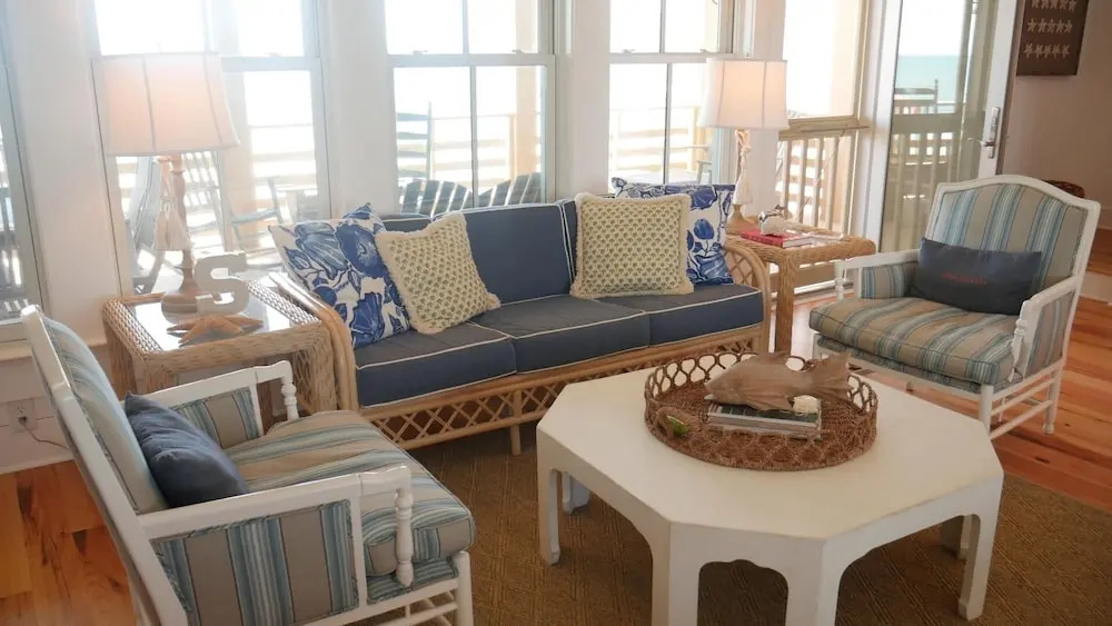 Shankri-la - 3 Br Home