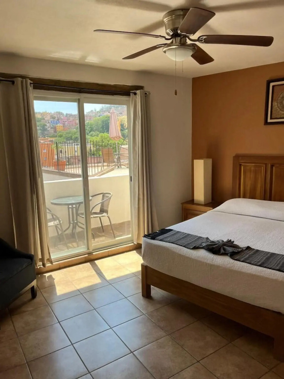 Hotel Jardín del Cantador