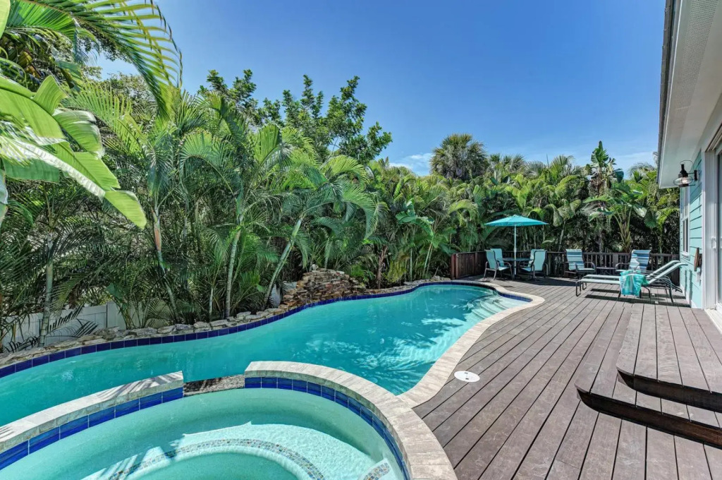Blue Palm Paradise - 205 - 65th