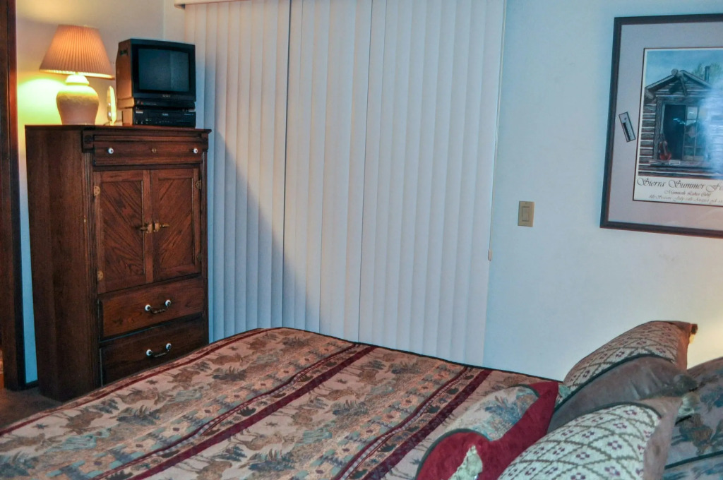 Mammoth Sierra Townhomes #40
