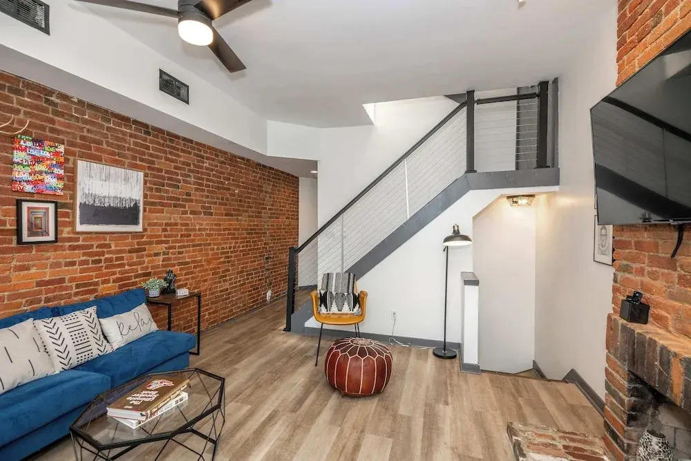 Mansfield Modern Oasis
