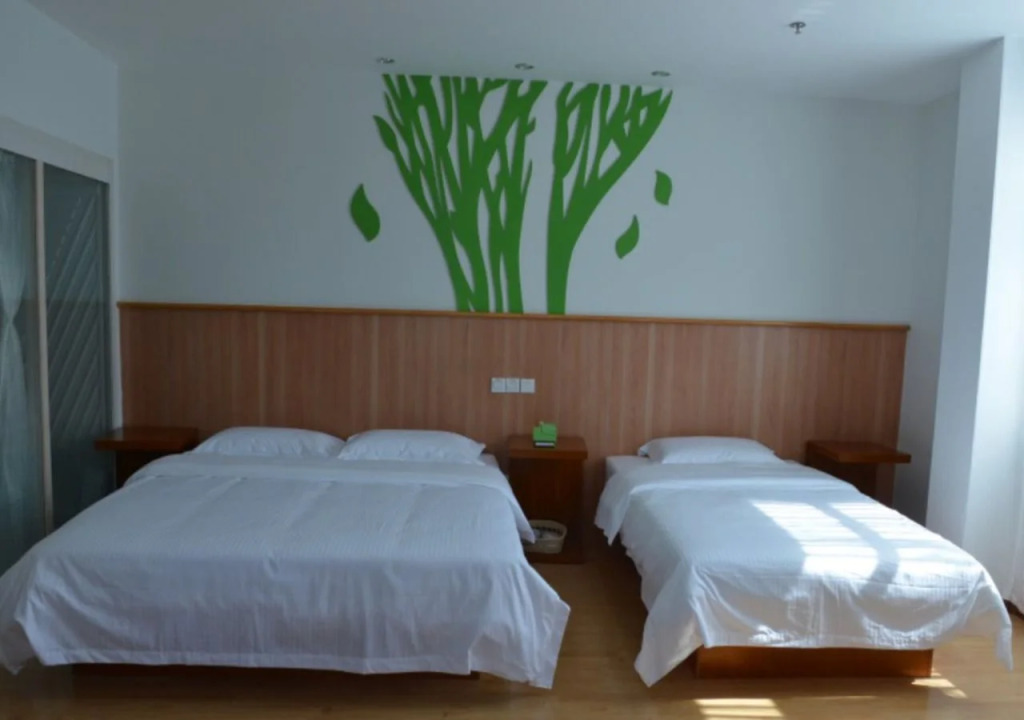 Vatica Tianjin Fifth Avenue Foreign Language Children's Hospital Hotel