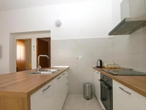 Apartemnts Guido 762