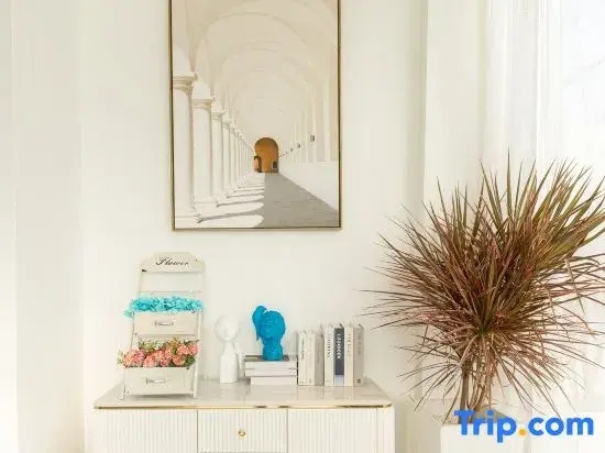 Yubai phase I B & B (Shanghai international tourist resort)