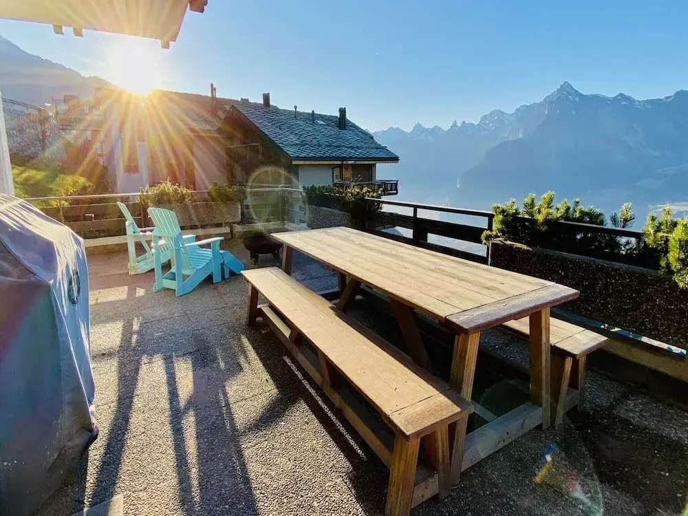 Graceful Apartment Amidst of Mountains