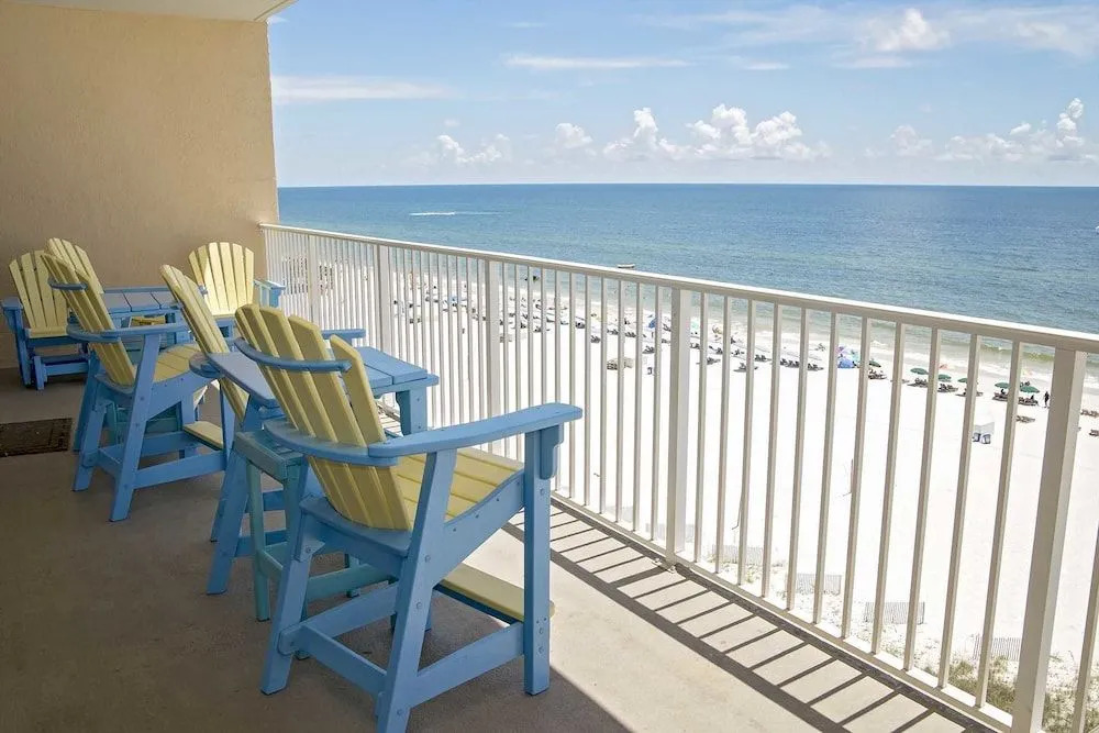 San Carlos 706 3 Bedrooms 3 Bathrooms Condo