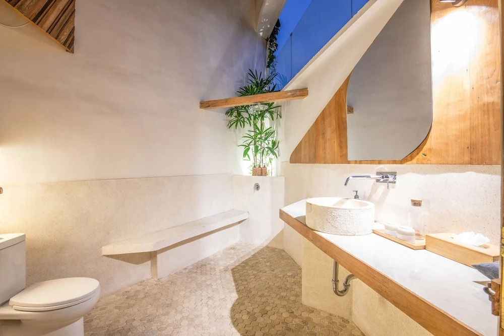 BA Villa 2 1BR Elegant 1-br Villa With Pool 800m to Echo Beach