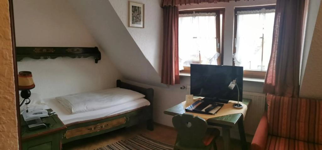 Hotel Tilman Riemenschneider by ANS