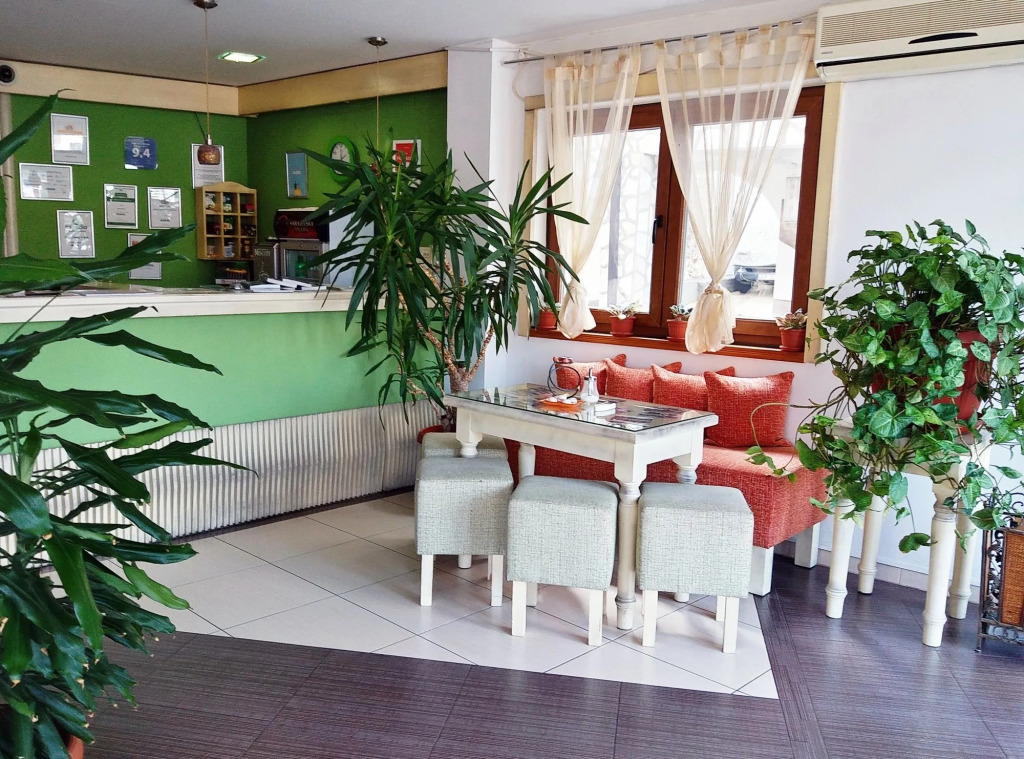 "VILLA DENY" Boutique HOTEL