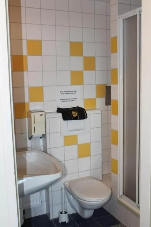 Westend City Hostel