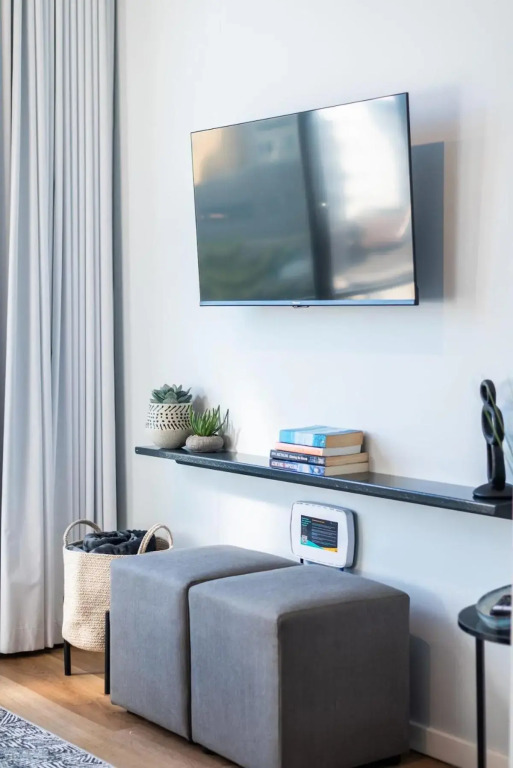 Cosy Couples Retreat Studio Apartment!