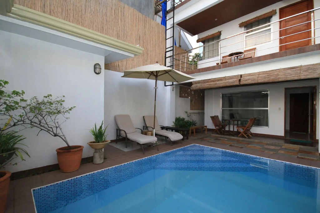 Bluewaves Westcliff Villa