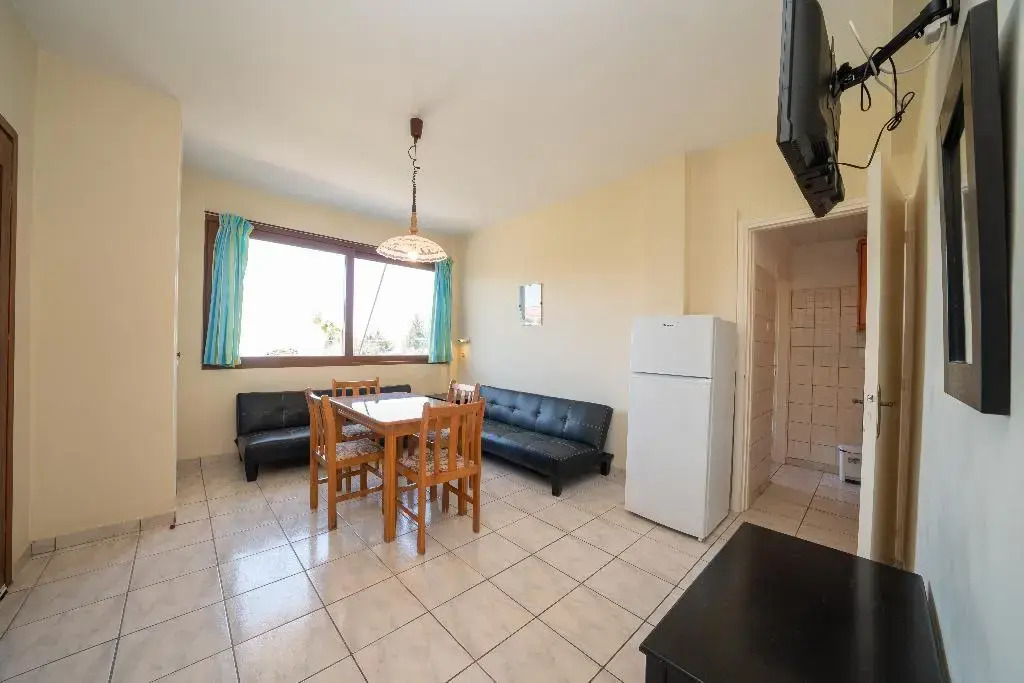 Lorenzo House Apartments