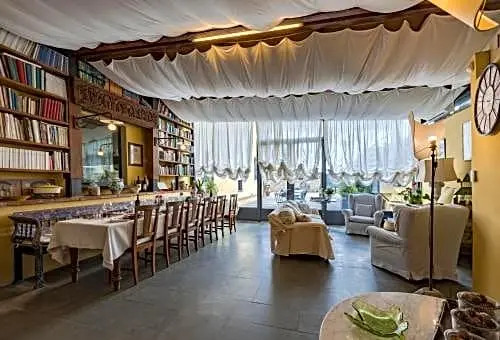 La Casa Gialla