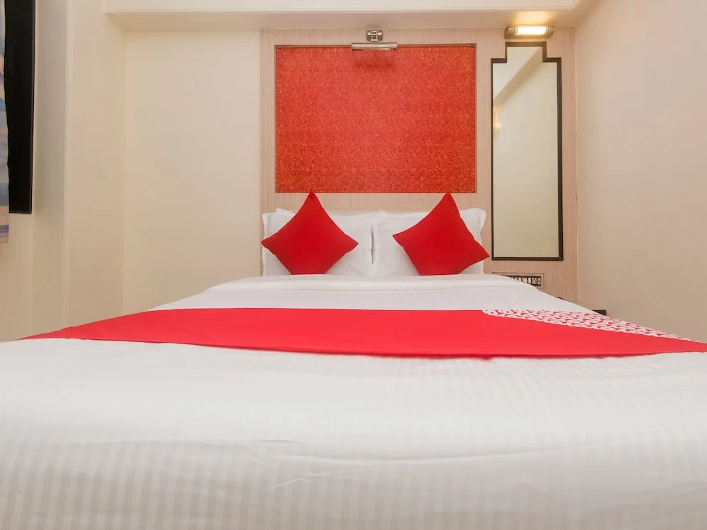 Super Hotel O Solitaire