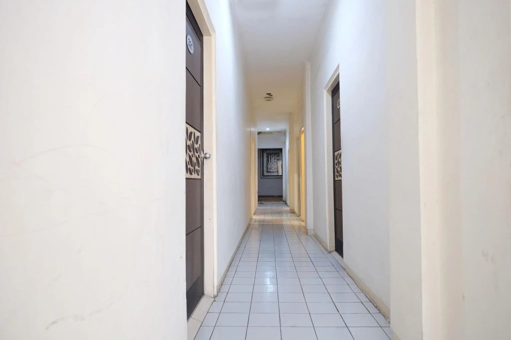ZEN Rooms Basic Kalimas Sunan Ampel