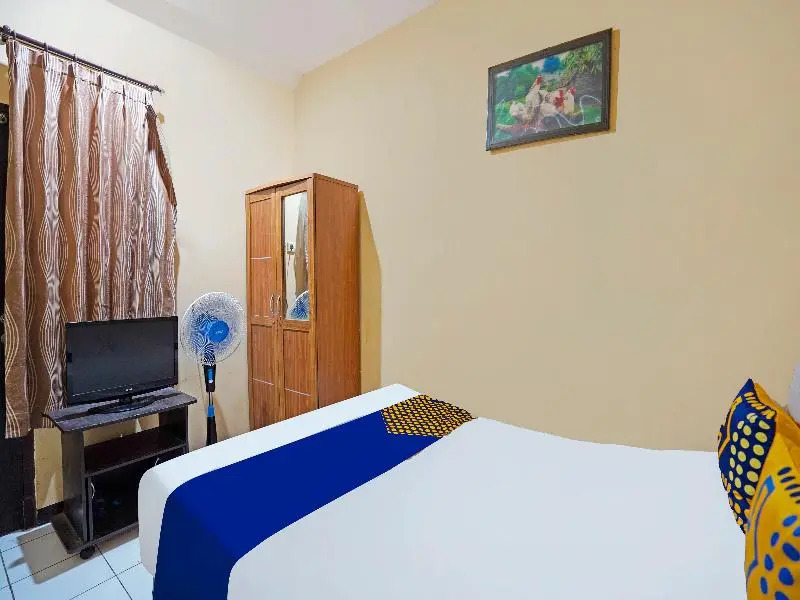Spot On 91695 Hotel Benteng Portugis