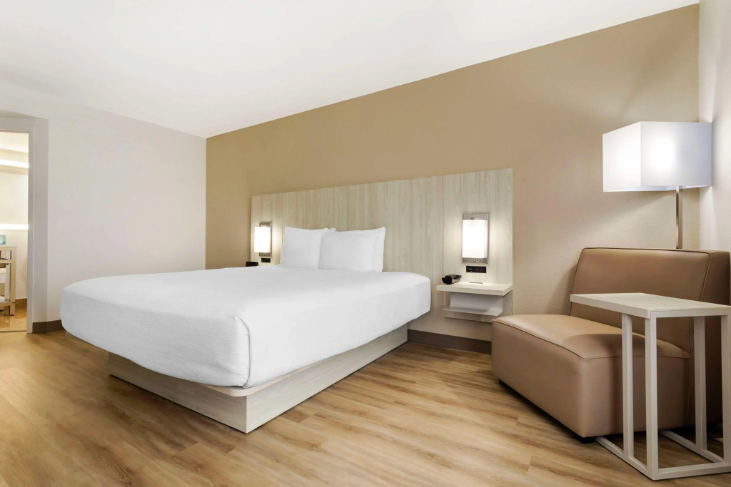 Best Western Plus Sugar Land-Stafford